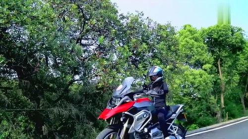 山东机车女骑士吃瓜,揭秘网络热议背后的真相