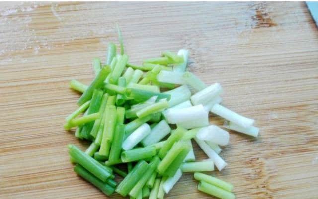 梦见吃囱鸡瓜,揭秘吃囱鸡瓜的神秘寓意