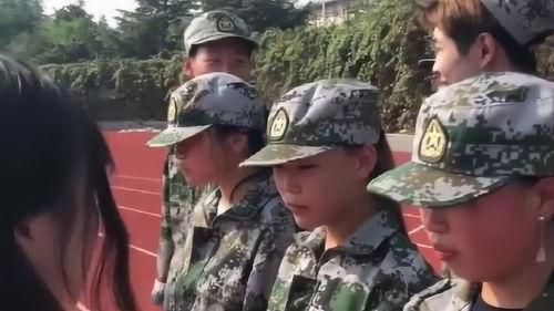 学校学妹吃瓜,学妹吃瓜事件引发热议